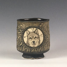 Load image into Gallery viewer, 116. Vignette Yunomi/Gray Wolf &amp; Lynx
