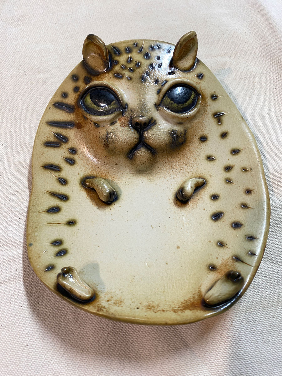 145. Cat Soap Dish