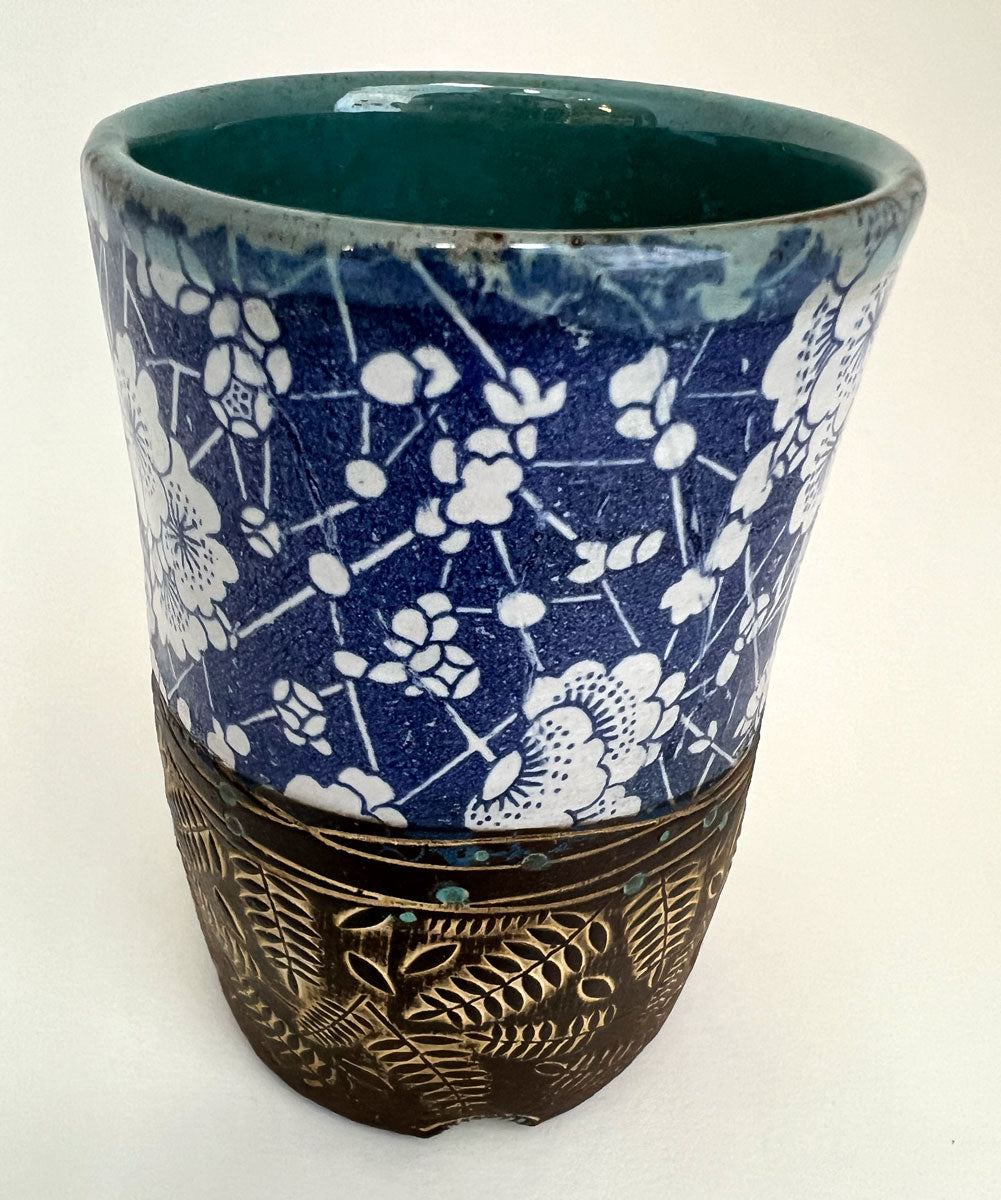 166. Blue Flowers Tumbler