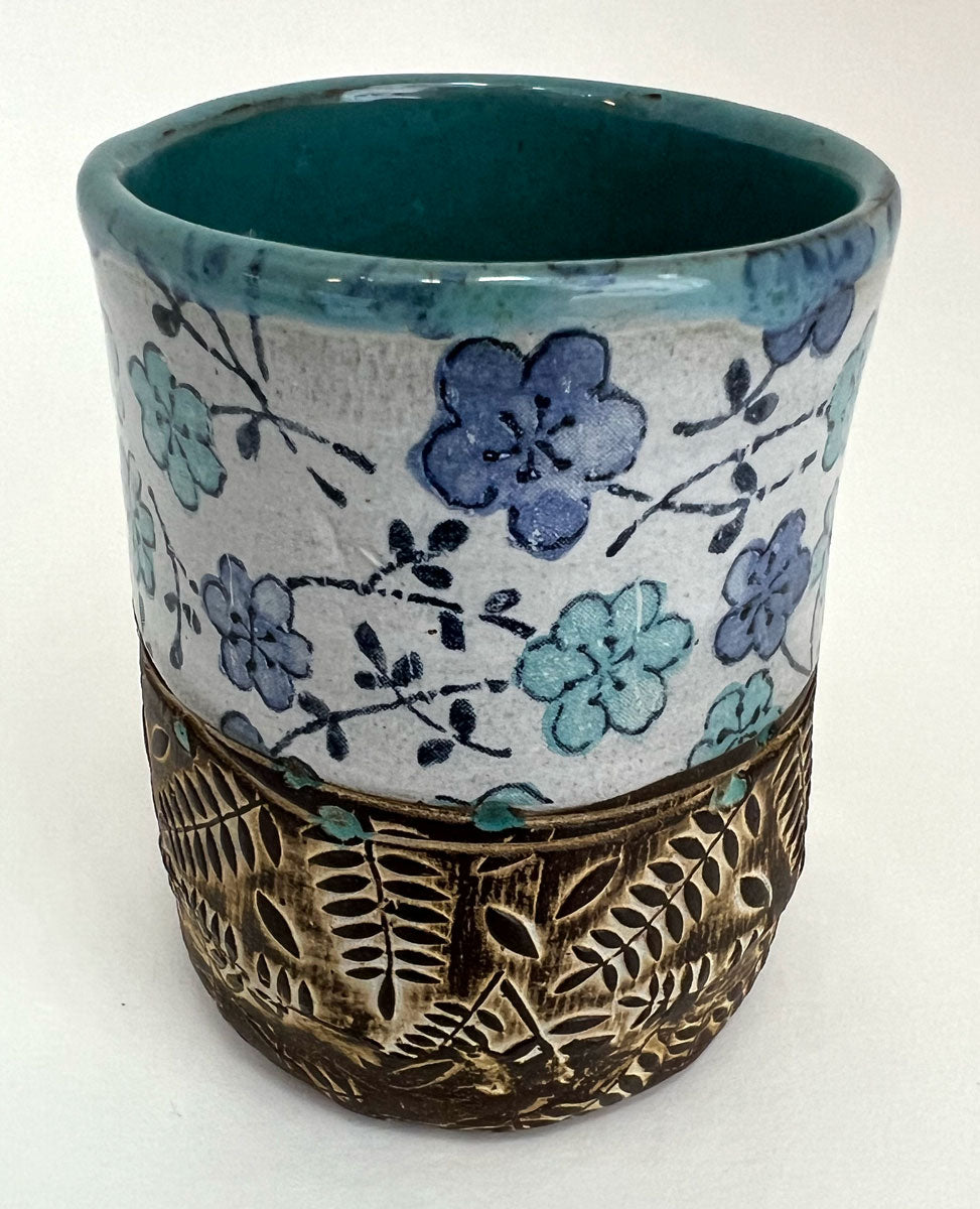 169. Blue Flowers Juice Cup