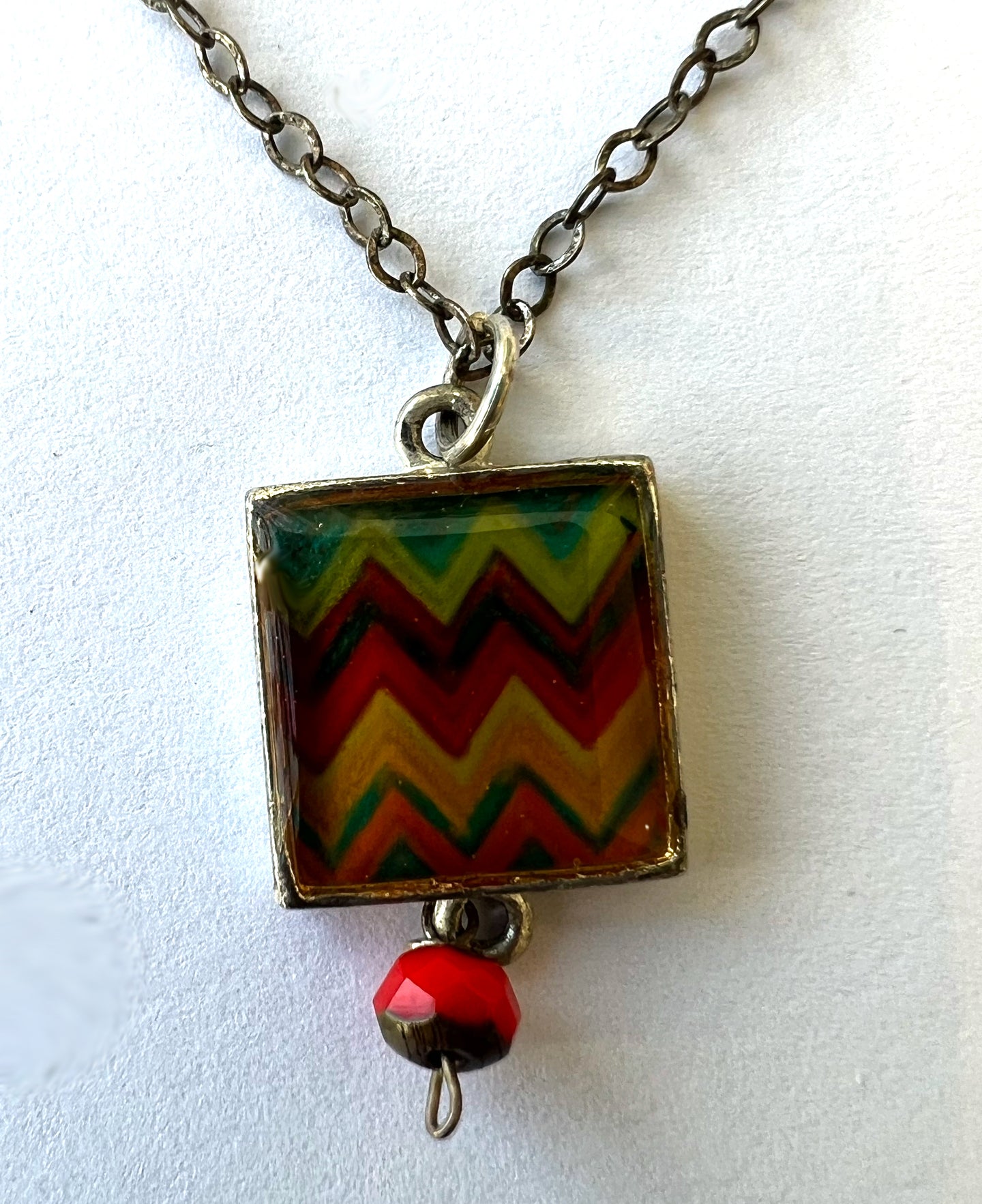 24-27. Chevron Necklace (Small)