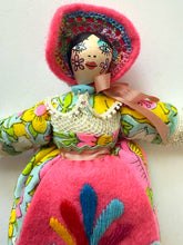 Load image into Gallery viewer, 76. Rainbow Betty Vibrant
