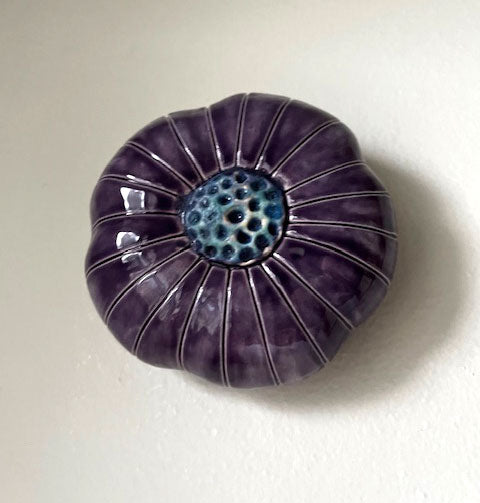 1-24 Purple Lucky Flower Pod