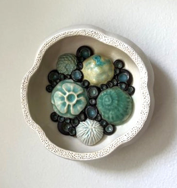 25-44  Calming Ocean Presence Tide Pool