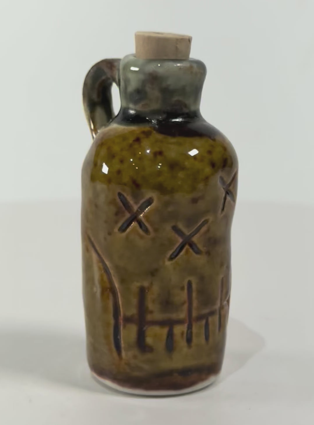 47. WeEmoJug