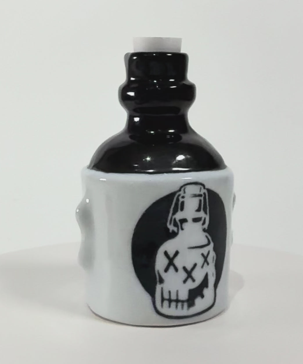 28. Half Yorik Half Burlon Emojug