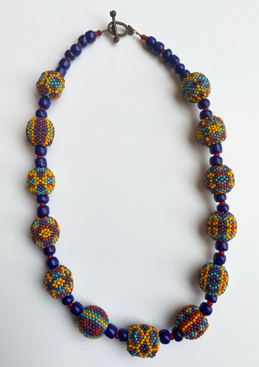 17. Peyote Stitch Beaded Bead Necklace
