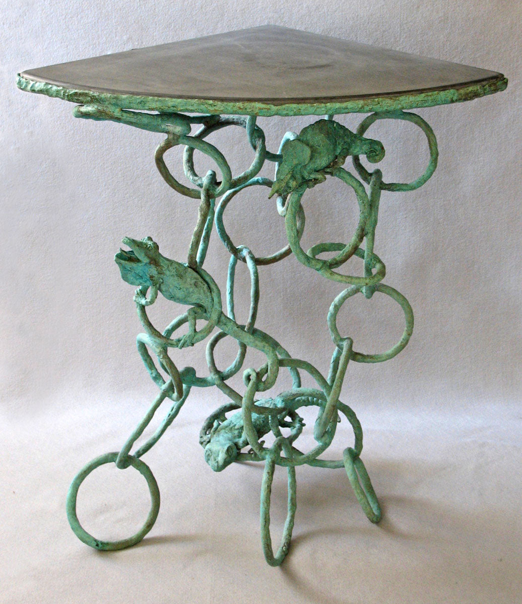B033. Lizard Table