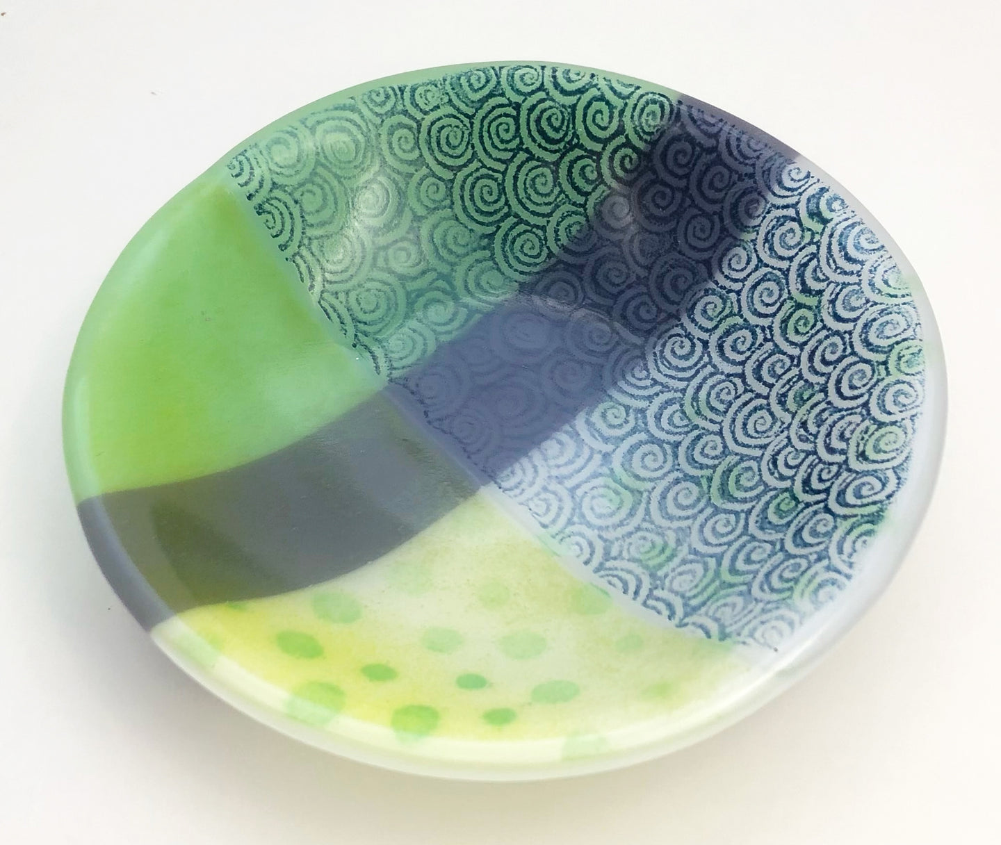 89. Green Purple Plate