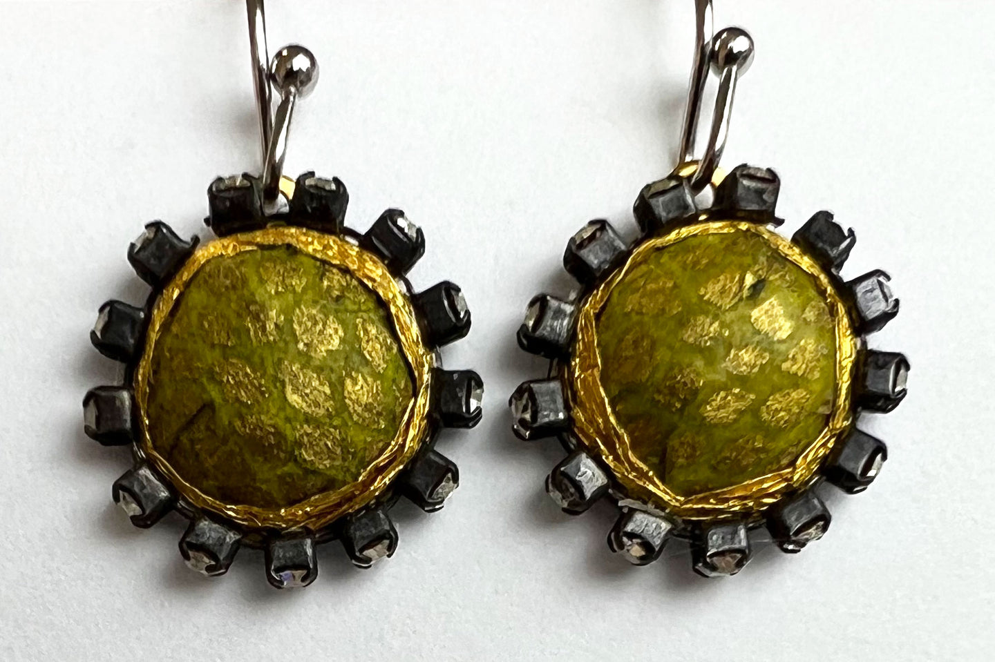 97. Round Lime Marigold