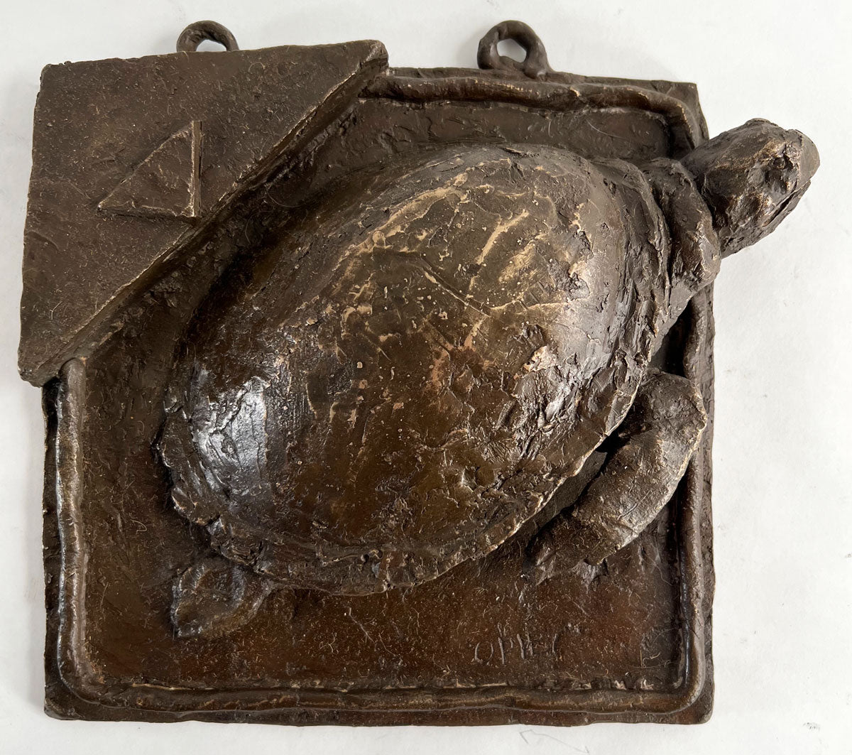 B005. Animal Plaque: Turtle